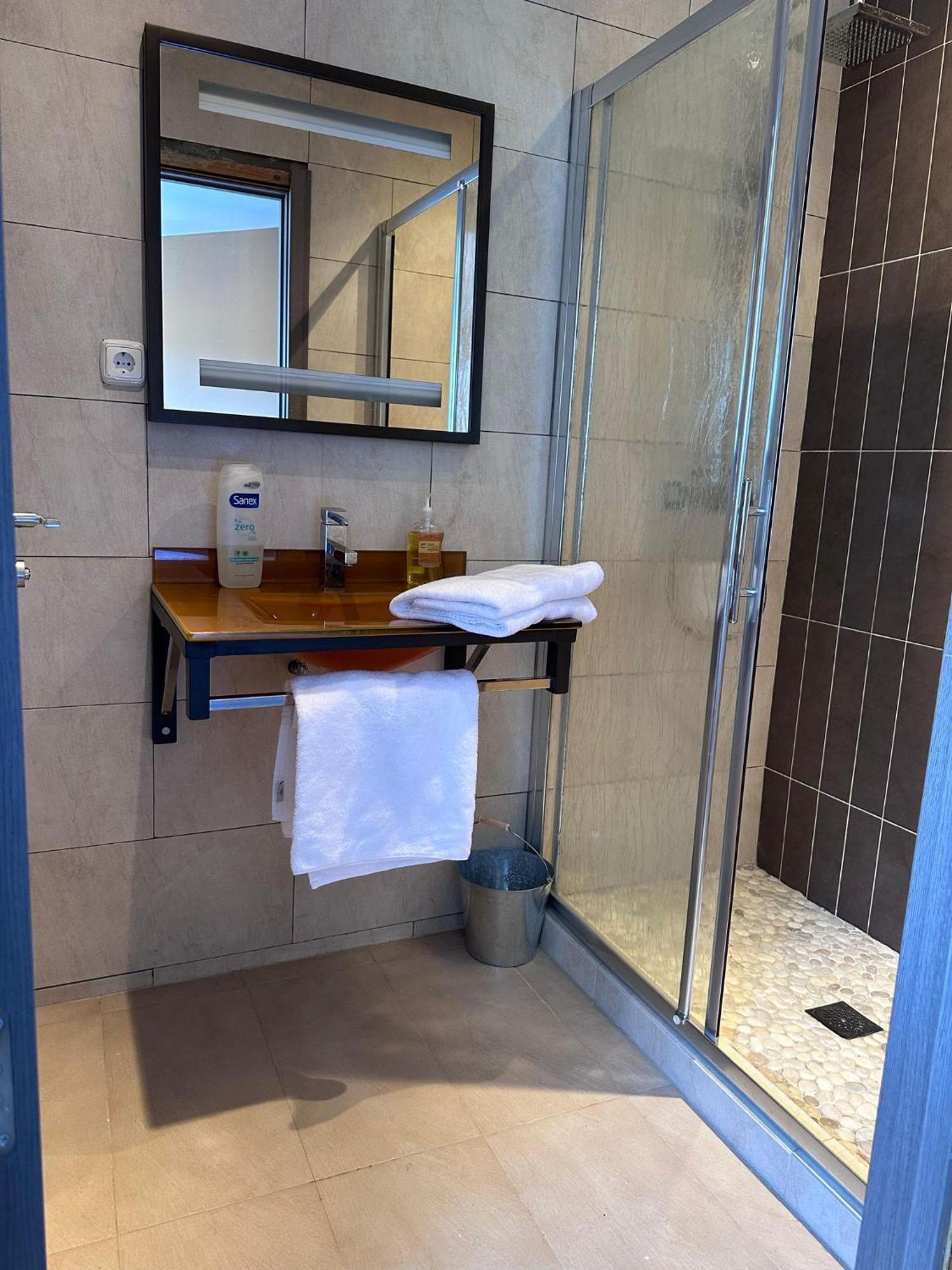 L'Olivera Casa Rural Castellbisbal Kültér fotó