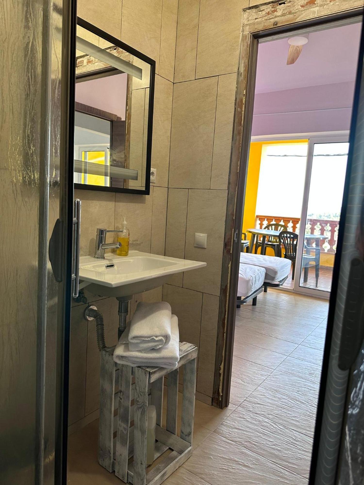 L'Olivera Casa Rural Castellbisbal Kültér fotó