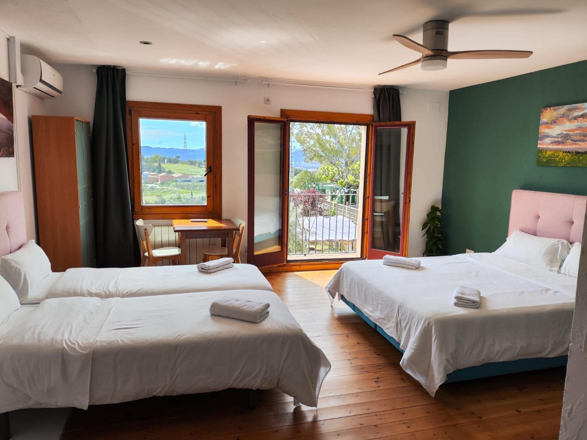 L'Olivera Casa Rural Castellbisbal Kültér fotó