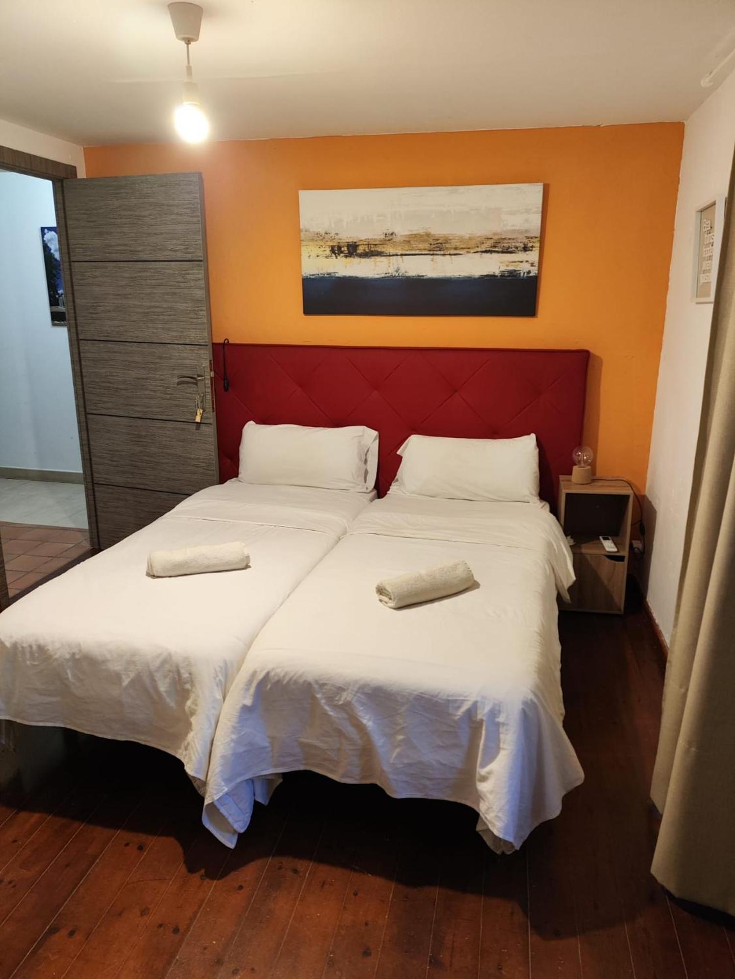 L'Olivera Casa Rural Castellbisbal Kültér fotó